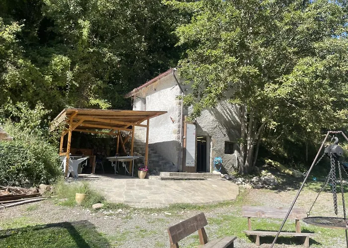 Κάμπινγκ Riorequesa Campore